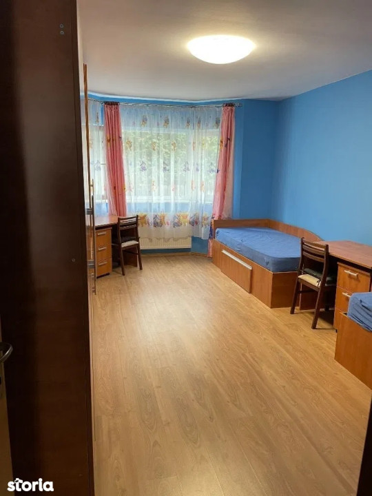 Apartament de 3 camere, 85 mp Zona- Buna ziua 