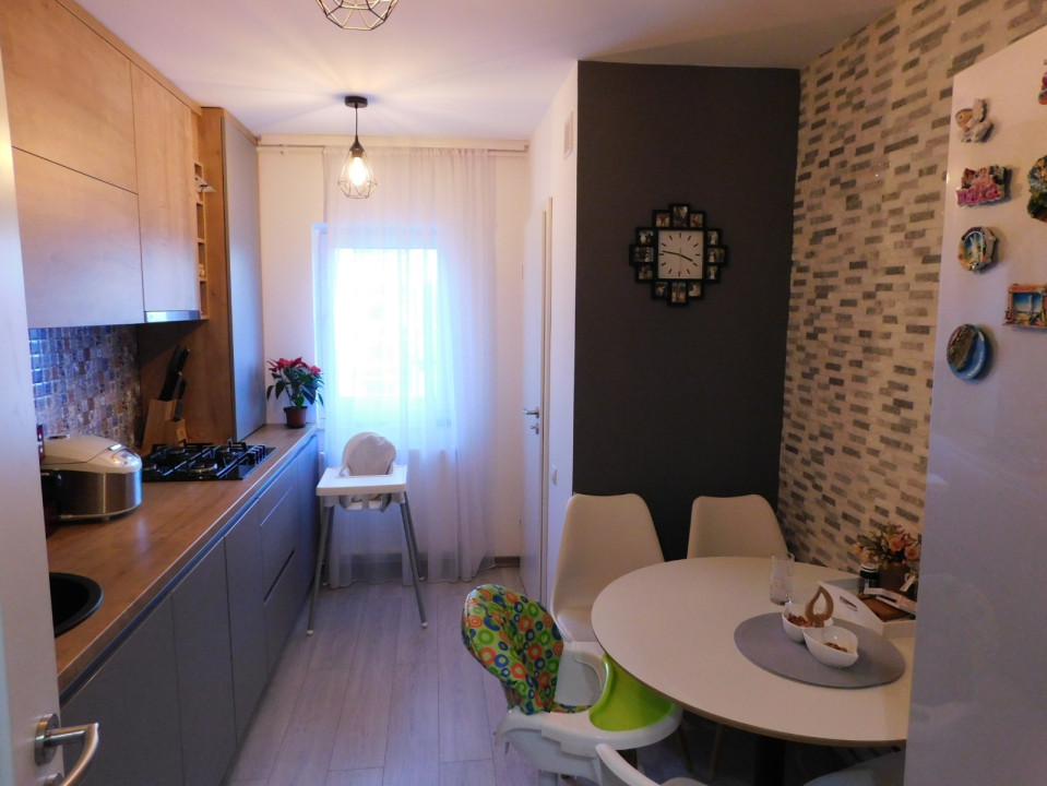 Apartament de 3 camere, 67mp, mobilat utilat,  zona Aleea Godeanu