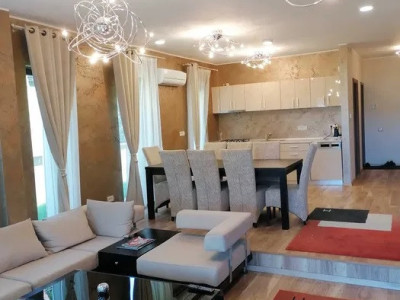 Casa tip duplex Lux 170 mp, Europa