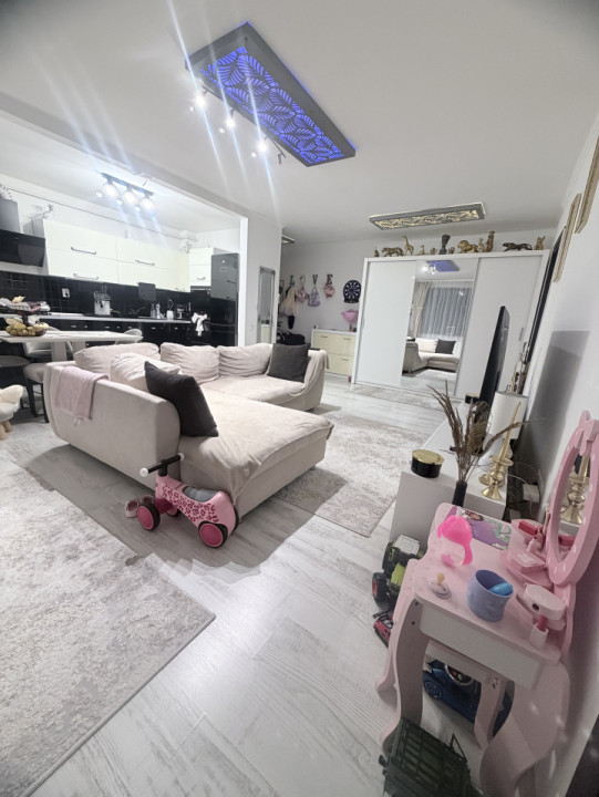Apartament 2 camere,parcare,boxa Parc Poligon/Baza Sportiva