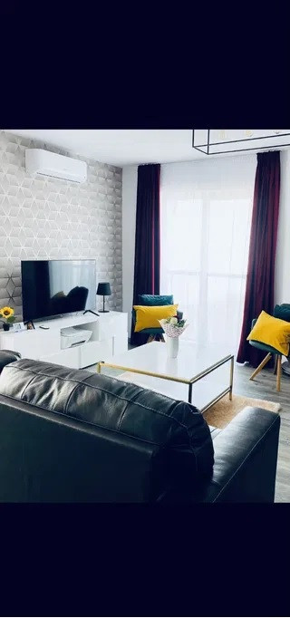 Apartament 3 camere 65 mp, mobilat, utilat, terasa 20 mp, Oasului