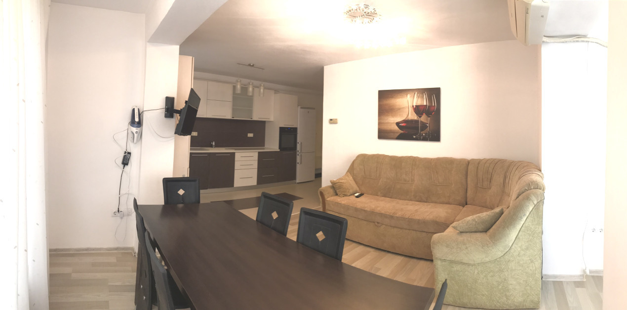 Apartament cu 3 camere, 67 mp, parcare, zona Florilor