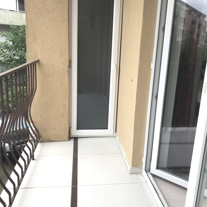 Apartament cu 3 camere, 67 mp, zona Florilor