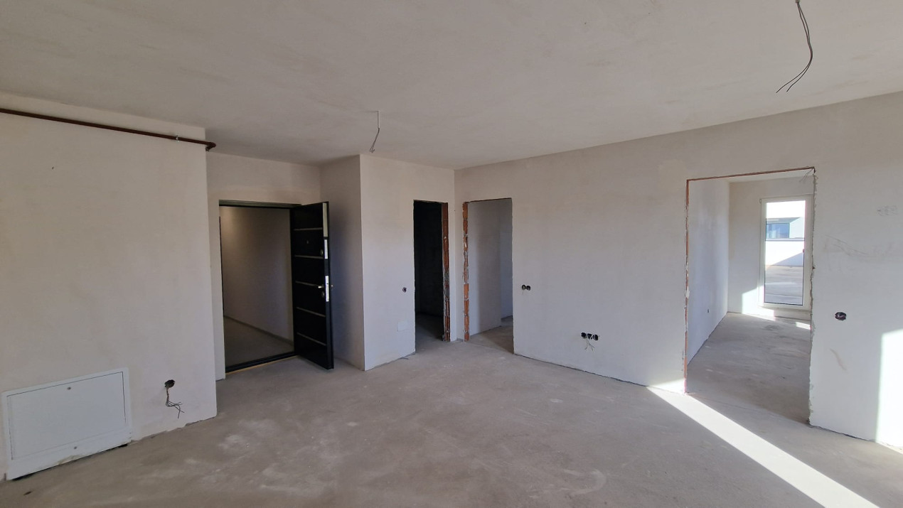 Apartament cu 2 camere, 54 mp si terasa de 75 mp, zona Vivo