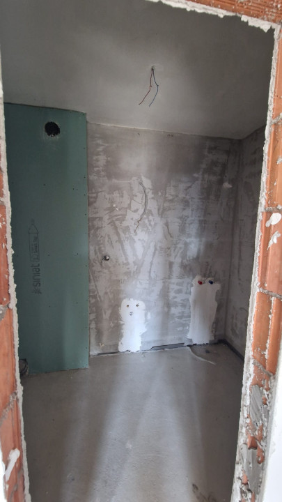 Apartament cu 2 camere, 54 mp si terasa de 75 mp, zona Vivo