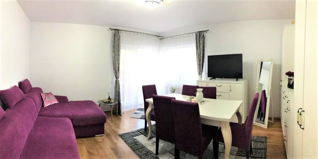 Apartament decomandat la cheie, zona Florilor