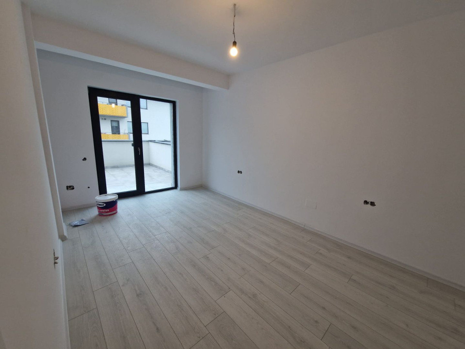 Apartament 2 camere, 53 mp utili, terasă 32 mp, finisat, zona Sub Cetate