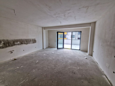 Apartament 2 camere, 53 mp utili, terasă 32 mp, finisat, zona Sub Cetate