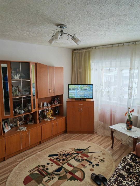 Apartament 3 camere decomandat, 72mp, etaj intermediar, Observatorului