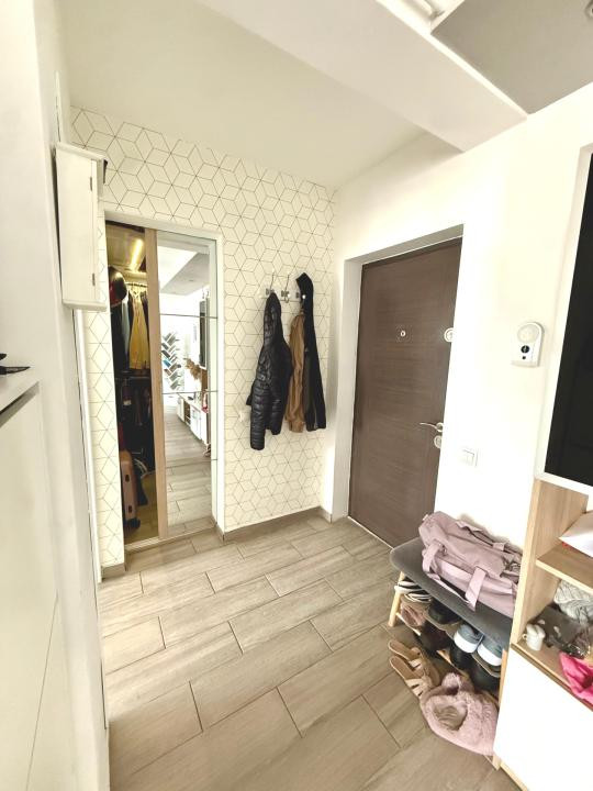 Apartament cu 3 camere, 59 mp, balcon, pe strada Porii (nr mici)