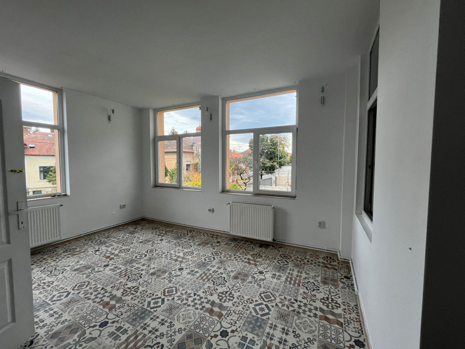 Spatiu de birouri,80 mp,zona Andrei Mureseanu