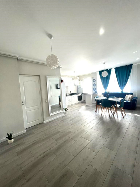 Apartament cu 2 camere, 50,5 mp, la cheie, zona Terra