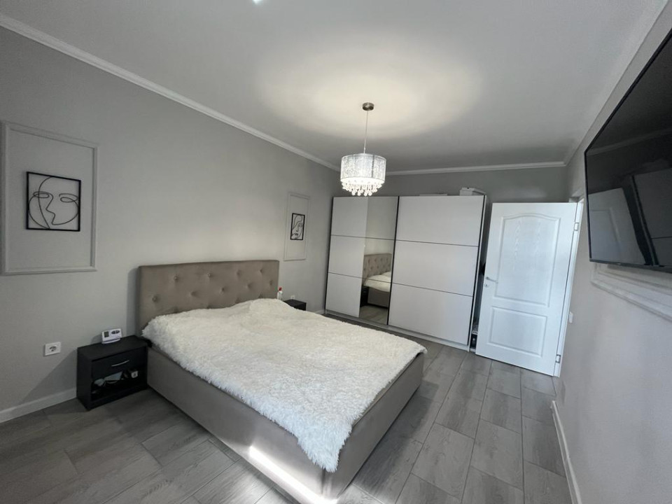 Apartament cu 2 camere, 50,5 mp, la cheie, zona Terra