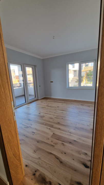 Ansamblu de duplexuri, 4 camere, garaj, gradina, zona Bv Municii 