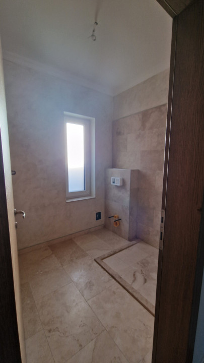 Ansamblu de duplexuri, 4 camere, garaj, gradina, zona Bv Municii 