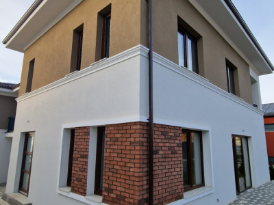 Ansamblu de duplexuri, 4 camere, garaj, gradina, zona Bv Municii 