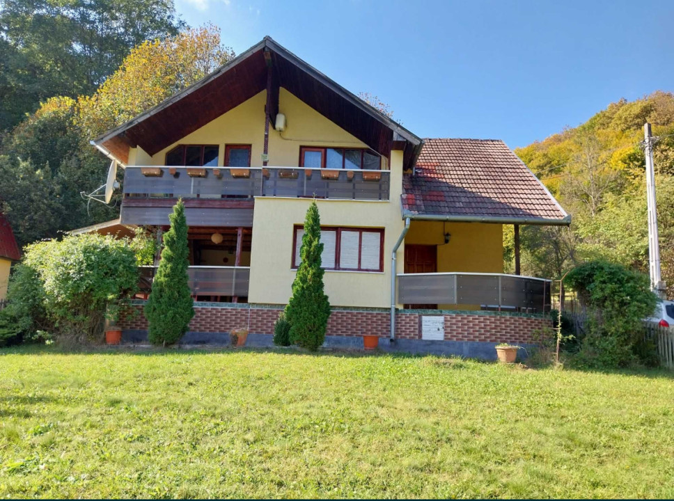 Casa de vacanta , 90 mp utili , Buru- Remetea 