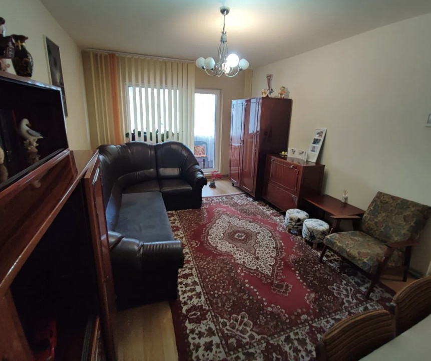 Apartament spațios de 3 camere, 68 mp, zona Câmpului/Calea manastur