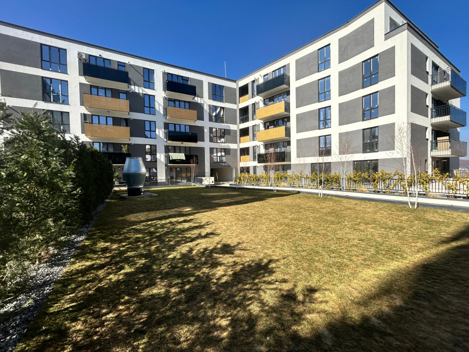 Apartament de 3 camere semifinisat, CF, 88,45 mp util, terasa 80 mp, zona Vivo