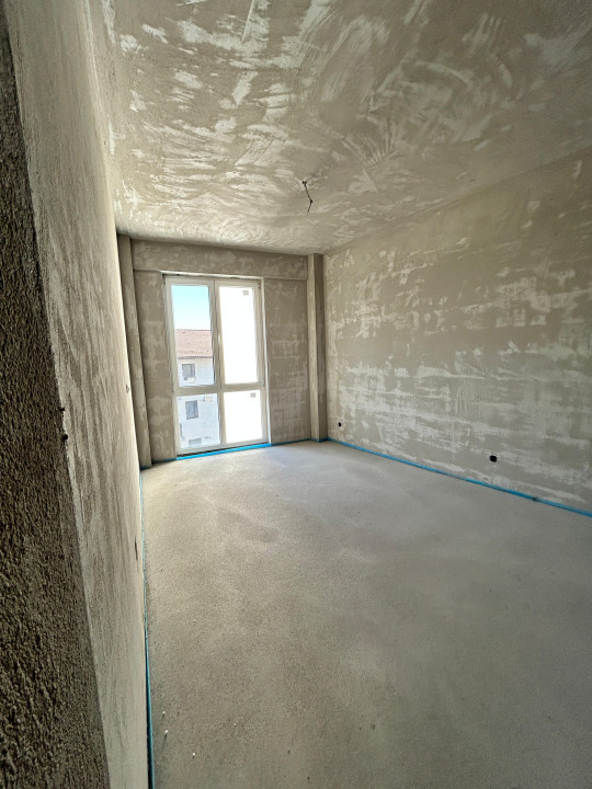 Apartament cu 3 camere semifinisat, 68,44 mp, balcon 4,20 mp, zona VIVO