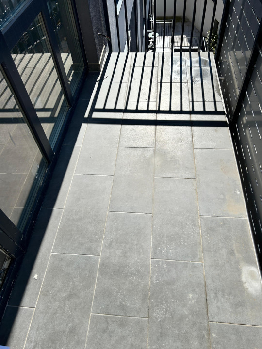 Apartament cu 3 camere semifinisat, 68,44 mp, balcon 4,20 mp, zona VIVO
