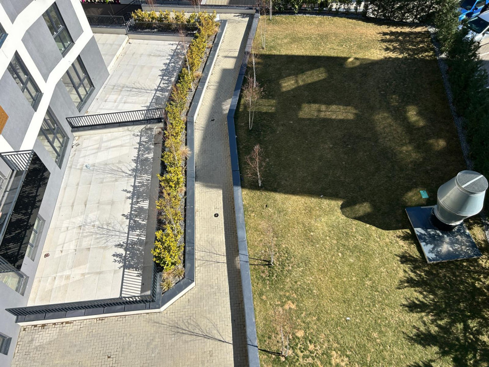 Apartament de 3 camere semifinisat/CF / 72,04 mp, balcon 4,20 mp, zona VIVO 