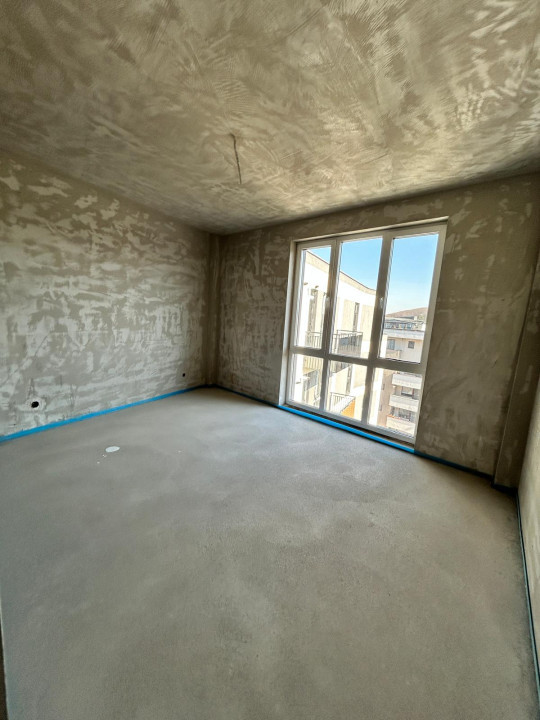 Apartament de 3 camere semifinisat/CF / 72,04 mp, balcon 4,20 mp, zona VIVO 