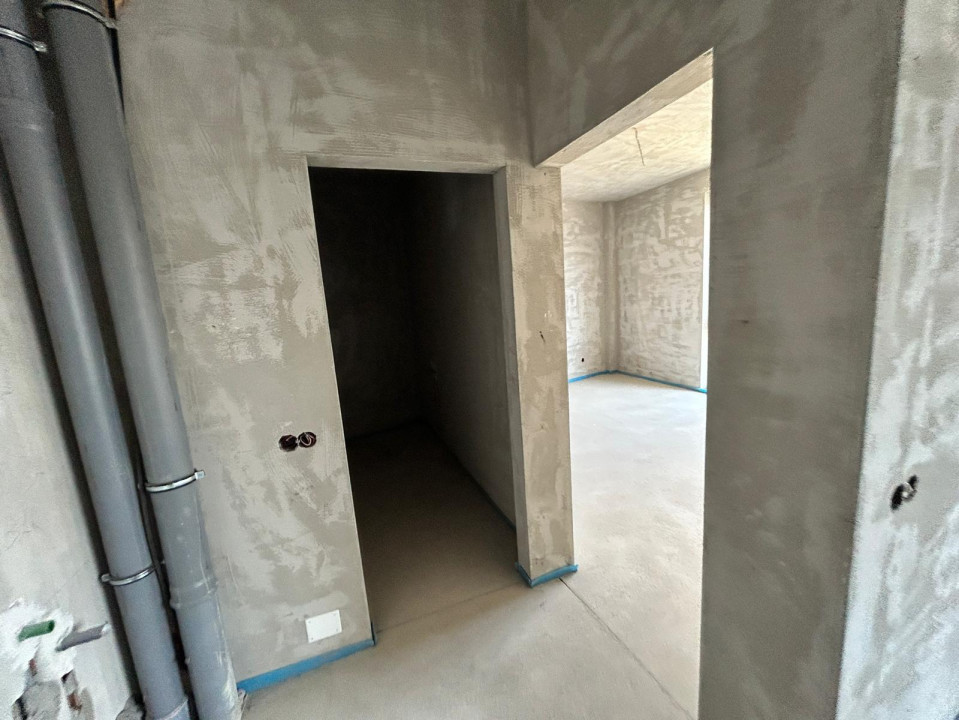 Apartament de 3 camere semifinisat/CF / 72,04 mp, balcon 4,20 mp, zona VIVO 