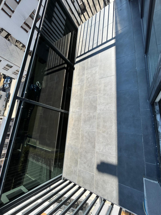 Apartament de 3 camere semifinisat/CF / 72,04 mp, balcon 4,20 mp, zona VIVO 