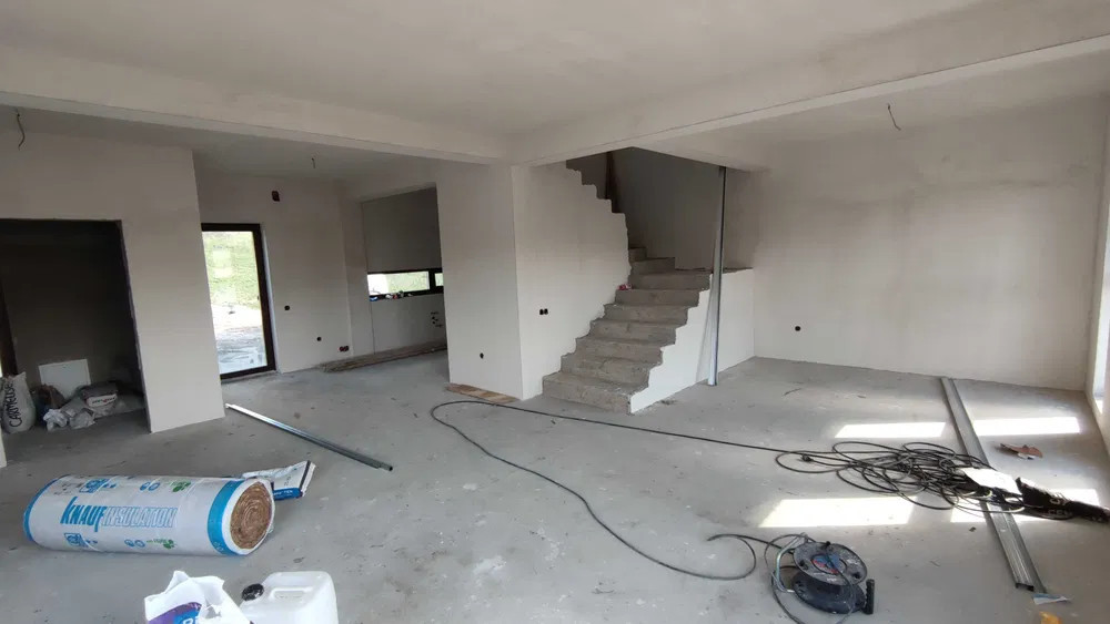 Duplex de vanzare, 4 camere, 162mp, 250mp teren, 2 garaje, Oasului