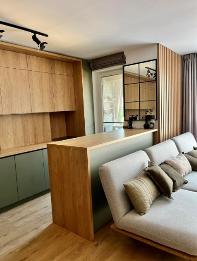 Apartament Ultralux de 2 camere, 55mp, balcon, zona Vivo