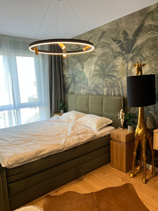 Apartament Ultralux de 2 camere, 55mp, balcon, zona Vivo