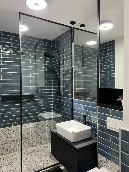 Apartament Ultralux de 2 camere, 55mp, balcon, zona Vivo