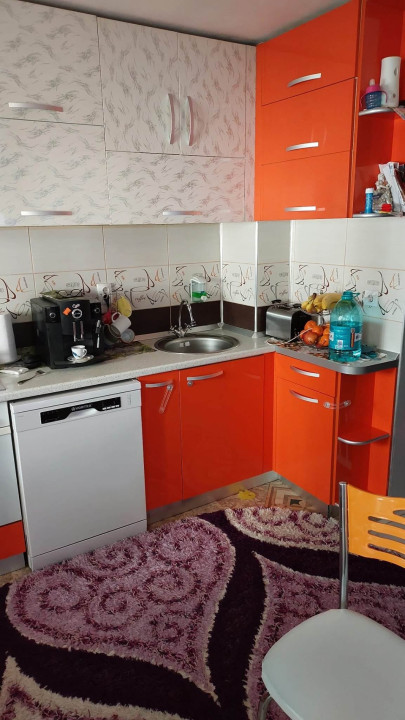 Apartament cu 3 camere, 62 mp, parcare, cartier Terra