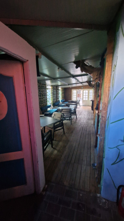 Hostel cu 15 camere, terasa, Ultra Central/Bulevardul Eroilor 