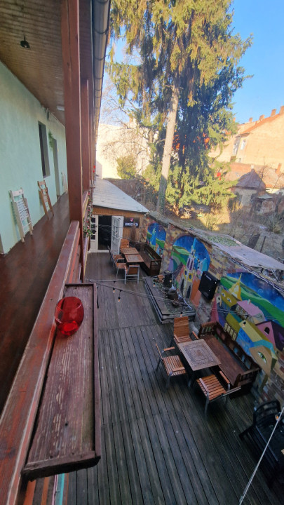 Hostel cu 15 camere, terasa, Ultra Central/Bulevardul Eroilor 