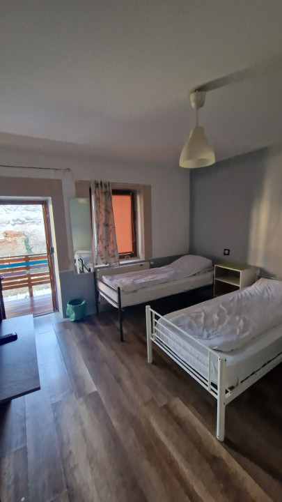 Hostel cu 15 camere, terasa, Ultra Central/Bulevardul Eroilor 