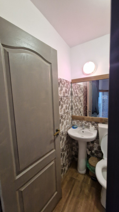 Hostel cu 15 camere, terasa, Ultra Central/Bulevardul Eroilor 