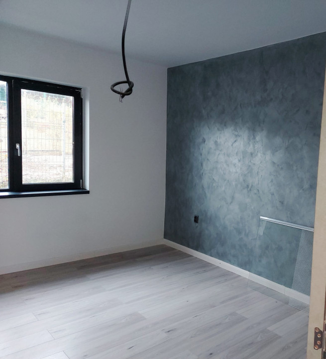 Casa individuala, 4 camere, curte 500mp, Corusu