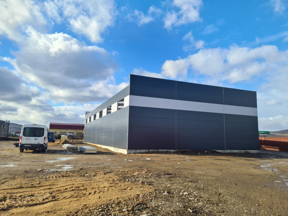 Inchiriere hala 750 mp Zona Rompetrol Floresti