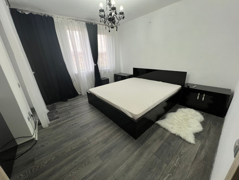 Triplex dispus pe 3 nivele, zona Teilor cu garaj subteran