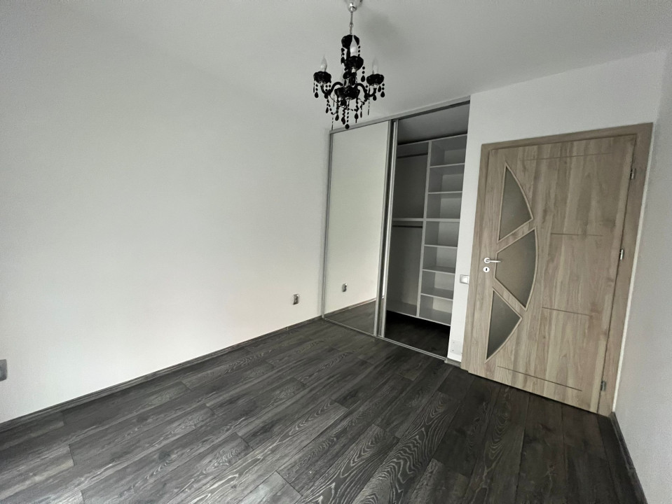 Triplex dispus pe 3 nivele, zona Teilor cu garaj subteran