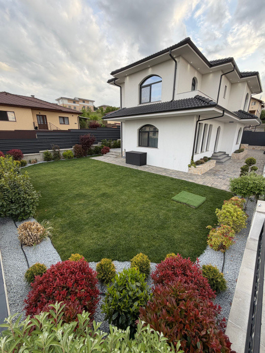 Casa individuala cu 5 camere mobilata utilata, 146 mp, teren 400 mp, Dezmir