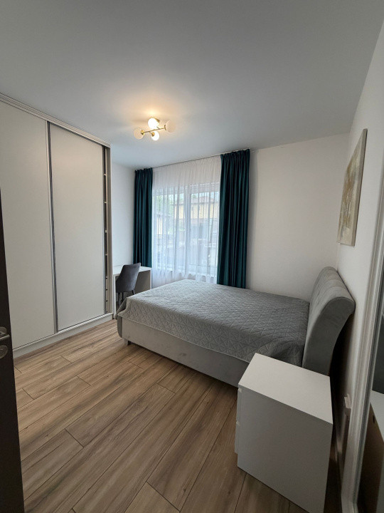 Casa individuala cu 5 camere mobilata utilata, 146 mp, teren 400 mp, Dezmir