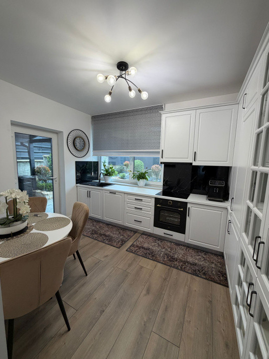 Casa individuala cu 5 camere mobilata utilata, 146 mp, teren 400 mp, Dezmir