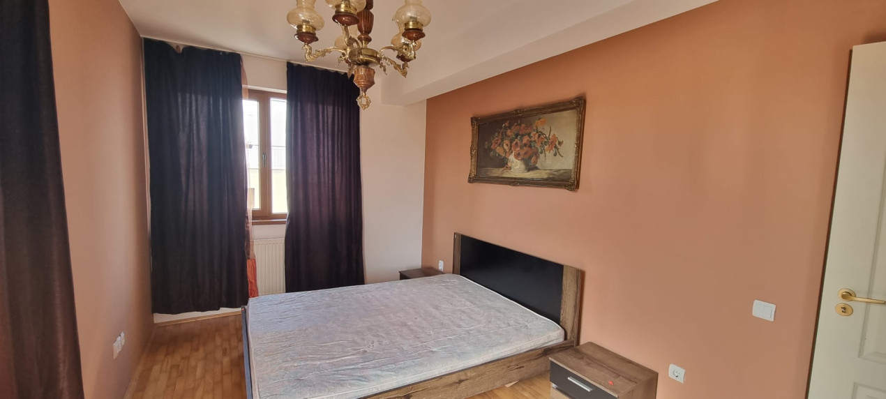 Apartament 3 Camere, 2 parcari ,3 balcoane, 68 mp, Zona Subcetate