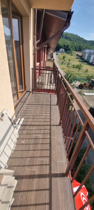 Apartament 3 Camere, 2 parcari ,3 balcoane, 68 mp, Zona Subcetate