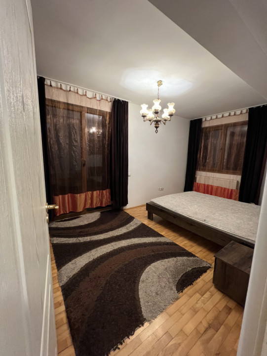 Apartament 3 Camere, 2 parcari ,3 balcoane, 68 mp, Zona Subcetate