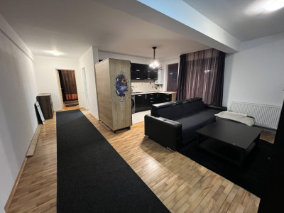 Apartament 3 Camere, 2 parcari ,3 balcoane, 68 mp, Zona Subcetate