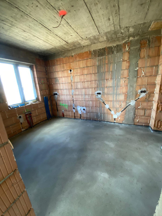 Casa individuală cu CF, 120 mp utili, semifinisată, zona Sannicoara 